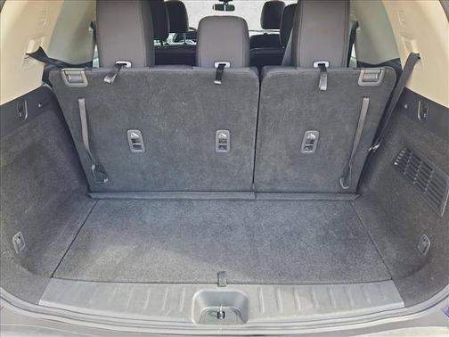 Deep Ocean Blue Pearl 2025 Nissan Pathfinder SV FWD
