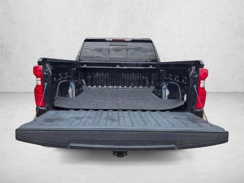 Black 2022 Chevrolet Silverado 1500 LT