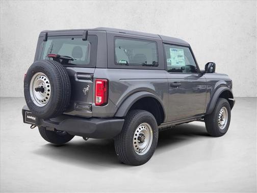 Carbonized Gray Metallic 2026 Ford Bronco Base 2 Door 4x4