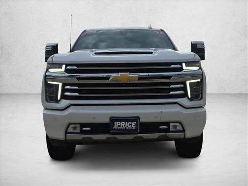 Iridescent Pearl Tricoat 2022 Chevrolet Silverado 2500 High Country