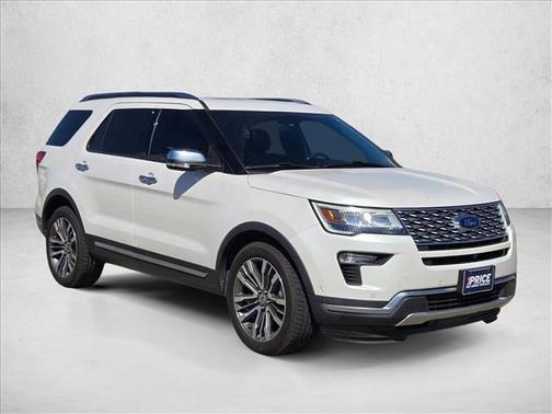White Platinum Metallic Tri-Coat 2019 Ford Explorer Platinum