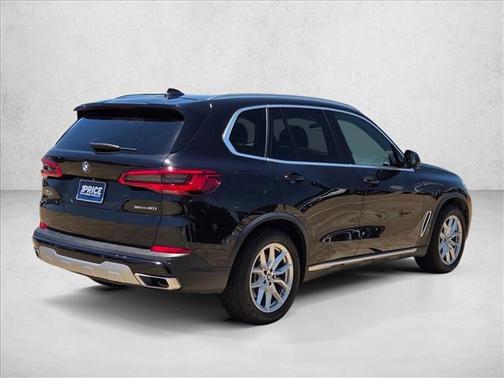 Black Sapphire Metallic 2020 BMW X5 sDrive40i