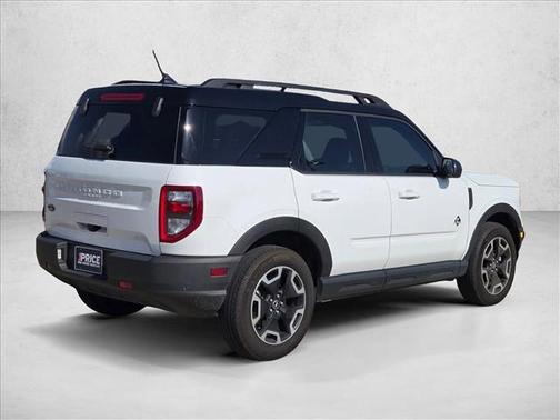Oxford White 2024 Ford Bronco Sport Outer Banks