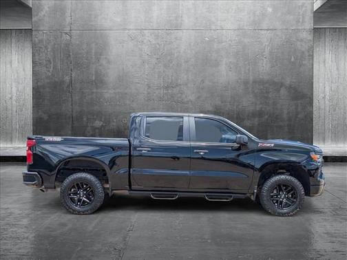 2022 Chevrolet Silverado 1500 Custom Trail Boss
