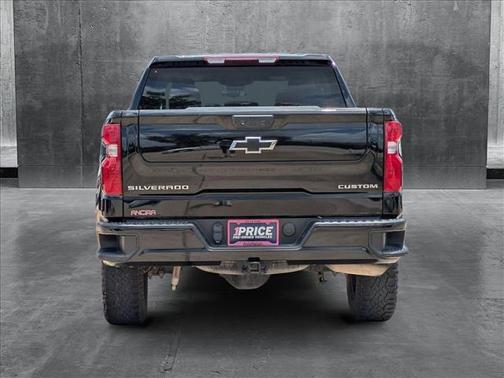 2022 Chevrolet Silverado 1500 Custom Trail Boss