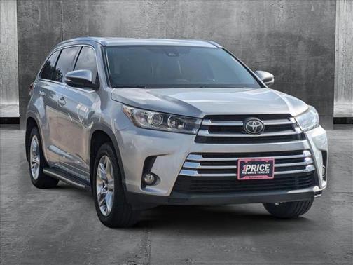 2017 Toyota Highlander Limited