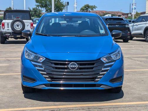 2023 Nissan Versa 1.6 S