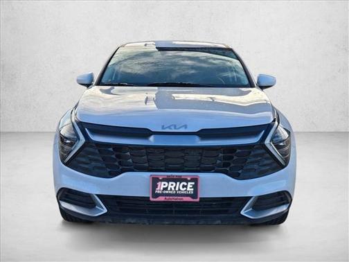 Glacial White Pearl 2025 Kia Sportage LX