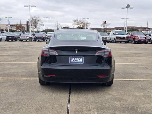 2023 Tesla Model 3 Standard Range