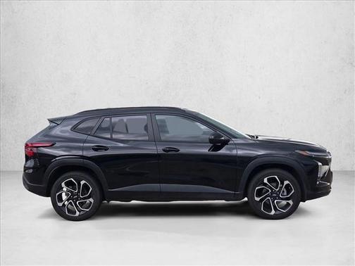Mosaic Black Metallic 2025 Chevrolet Trax FWD 2RS