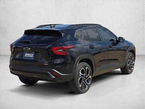 Mosaic Black Metallic 2025 Chevrolet Trax FWD 2RS