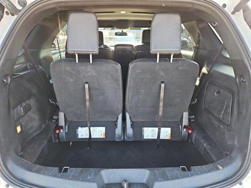 White Platinum Metallic Tri-Coat 2018 Ford Explorer XLT