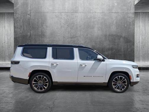 2022 Jeep Wagoneer Series III 4x2