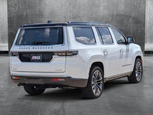 2022 Jeep Wagoneer Series III 4x2