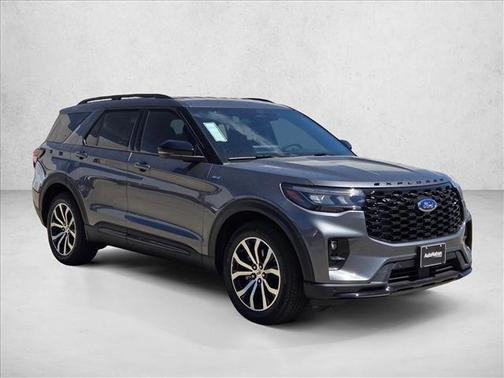 Carbonized Gray Metallic 2026 Ford Explorer ST-Line