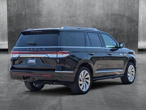 2024 Lincoln Navigator Premiere