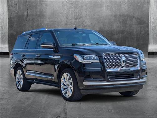 2024 Lincoln Navigator Premiere