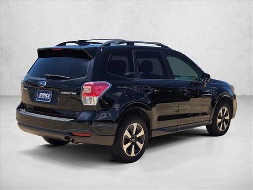 Crystal Black Silica 2018 Subaru Forester 2.5i Premium
