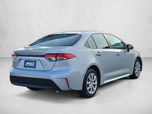 Classic Silver Metallic 2024 Toyota Corolla LE