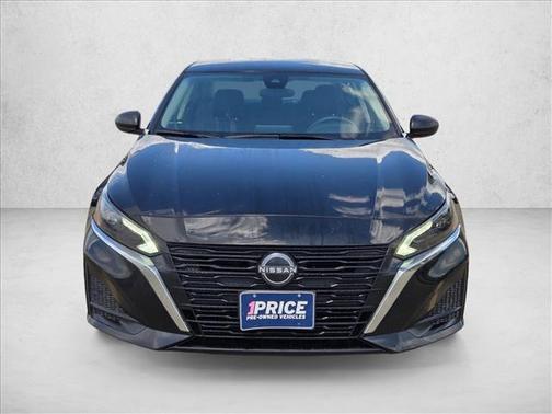 Super Black 2025 Nissan Altima SV FWD