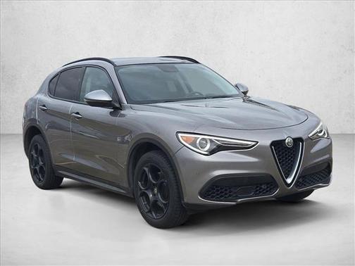 2018 Alfa Romeo Stelvio Sport