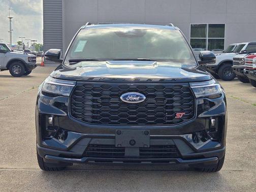 Agate Black Metallic 2026 Ford Explorer ST
