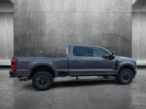 2025 Ford F-250 Platinum