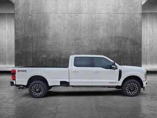 2025 Ford F-350 Platinum