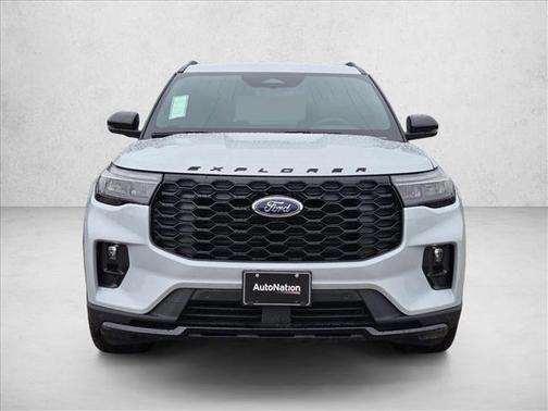 Space White Metallic 2026 Ford Explorer ST-Line