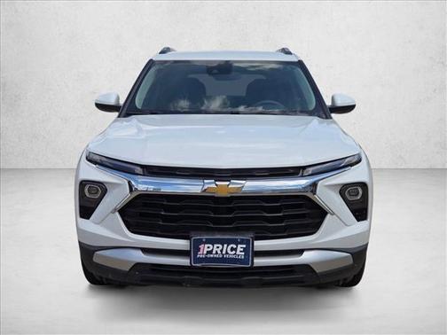 Summit White 2025 Chevrolet Trailblazer LT