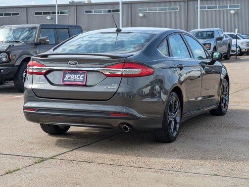 2018 Ford Fusion Hybrid SE