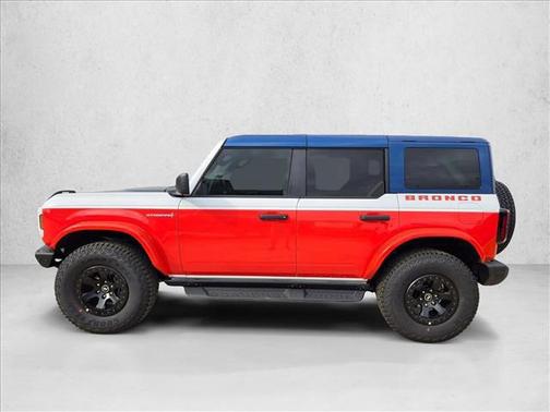 Oxford White 2026 Ford Bronco Stroppe Edition