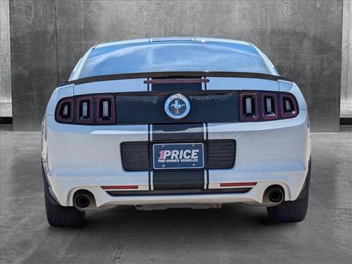 2014 Ford Mustang V6
