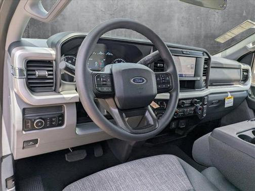 2025 Ford F-350 XLT