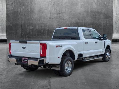 2025 Ford F-350 XLT