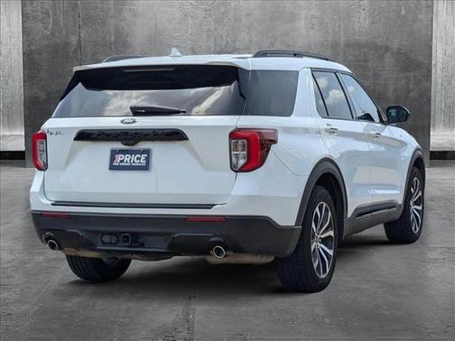 2023 Ford Explorer ST-Line