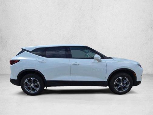 Summit White 2025 Chevrolet Blazer 2LT