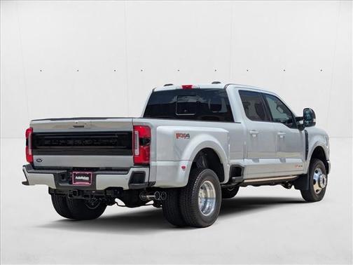 2025 Ford F-350 Platinum
