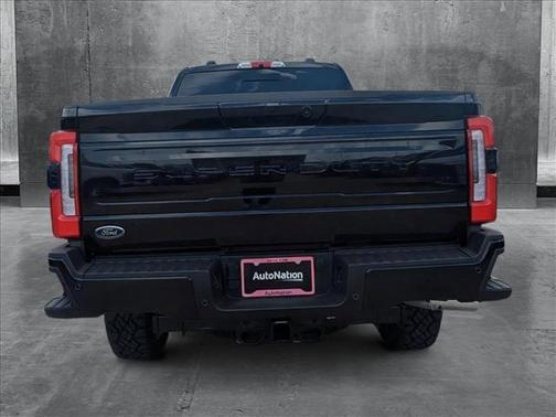 2025 Ford F-350 Platinum