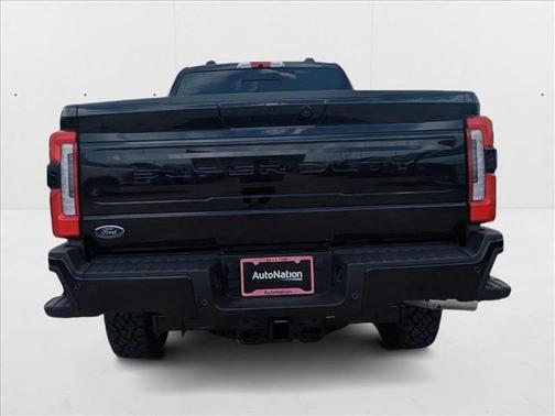 2025 Ford F-350 Platinum