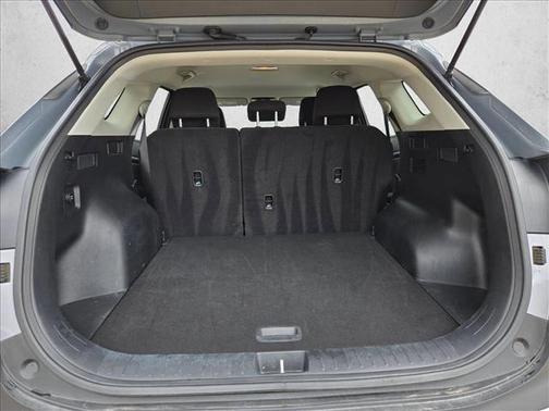 Everlasting Silver 2025 Kia Sportage LX