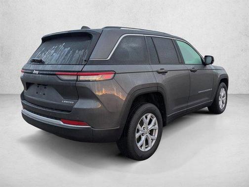 Baltic Gray Metallic Clearcoat 2022 Jeep Grand Cherokee Limited