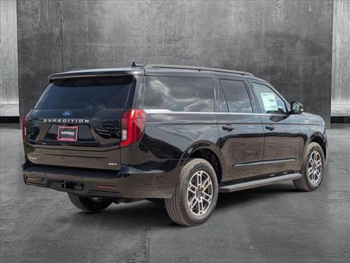 2025 Ford Expedition Max Active 4x2