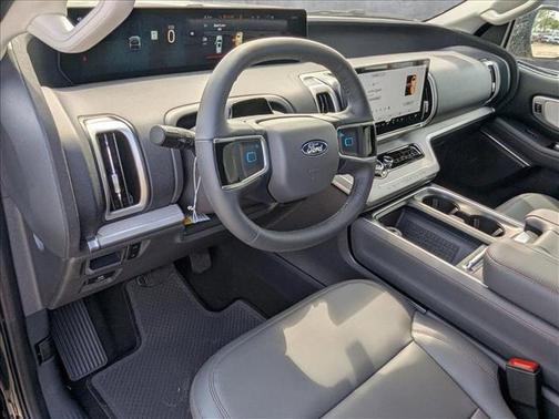2025 Ford Expedition Max Active 4x2