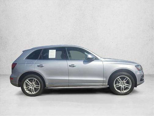 2017 Audi Q5 2.0T Premium Plus
