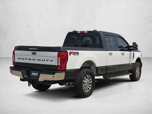 Oxford White 2022 Ford F-250 Lariat