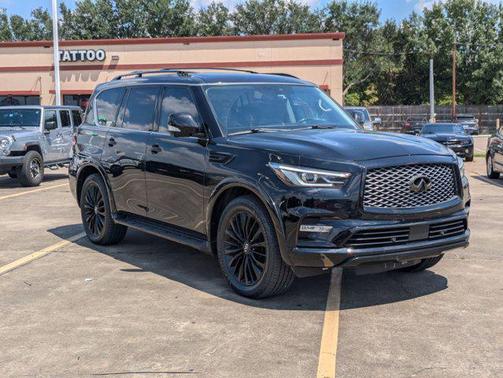 2019 INFINITI QX80 Luxe