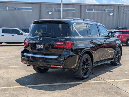 2019 INFINITI QX80 Luxe