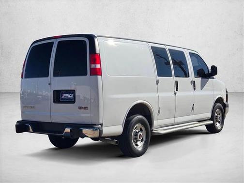 2022 GMC Savana 2500 Work Van