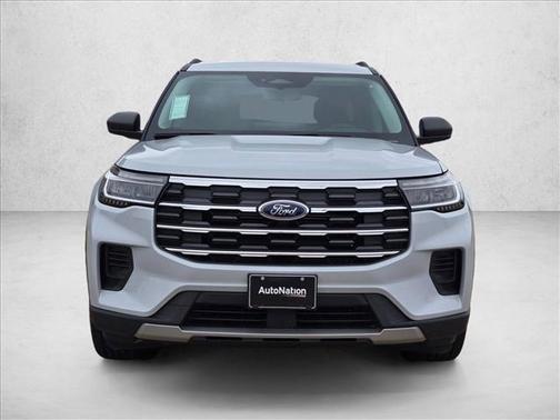Space White Metallic 2026 Ford Explorer Active